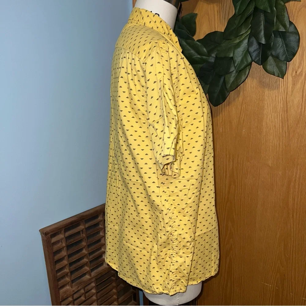 Banana Republic Men's Slim Fit Short Sleeve Button Down Shirt Yellow Bee Size‎ L